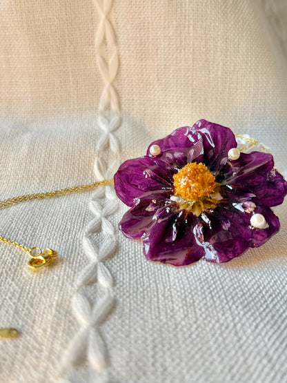 *REAL FLOWER Purple Dahlia Necklace | Preserved flower in resin | Floral pendant on chain | Hypoallergenic Gold Plated