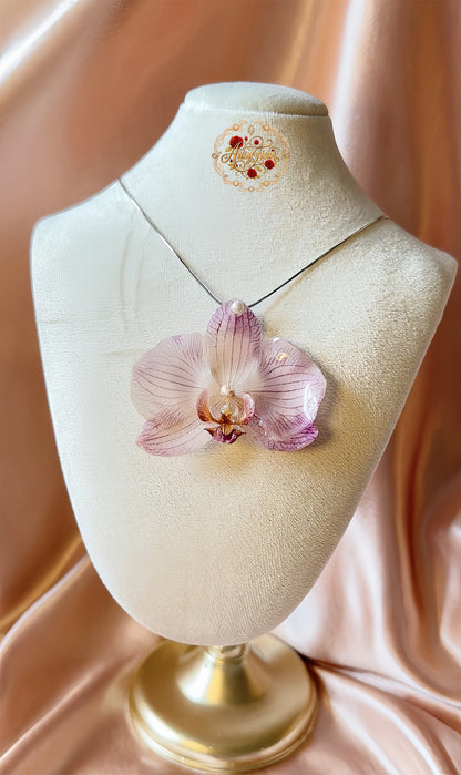 *REAL FLOWER Orchid Necklace Preserved Flower Pendant in Resin 3D White Purple Striped Orchid Pearl Smooth Snake Chain
