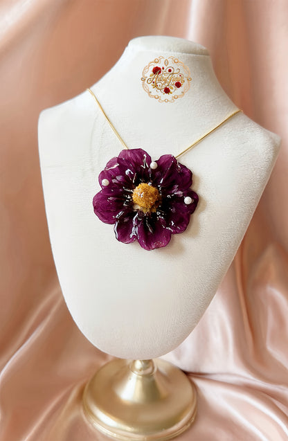 *REAL FLOWER Purple Dahlia Necklace | Preserved flower in resin | Floral pendant on chain | Hypoallergenic Gold Plated