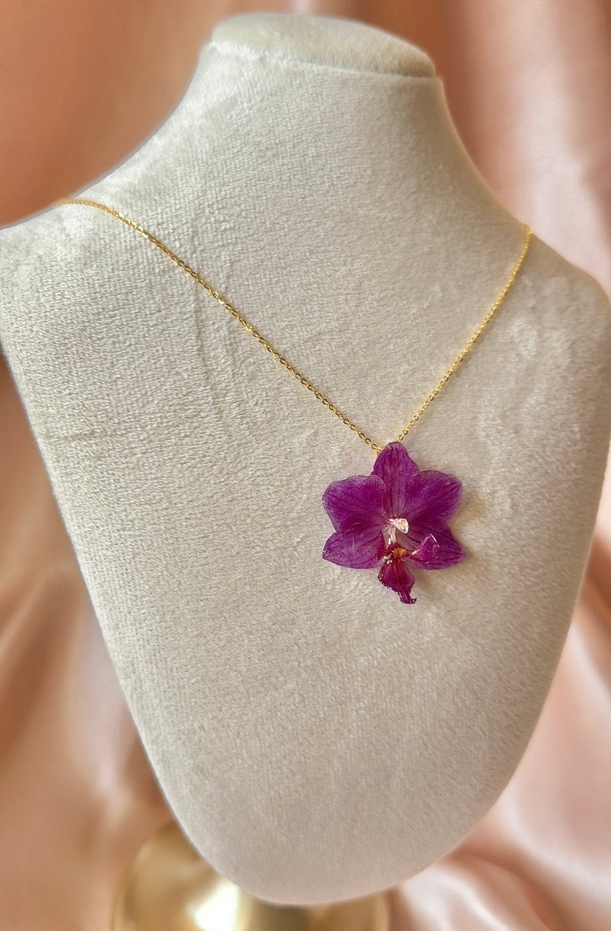 *REAL FLOWER Orchid Necklace Preserved Mini Purple Orchid in Resin 3D Flower Pendant Solid Sterling Silver Chain S925 Hypoallergenic