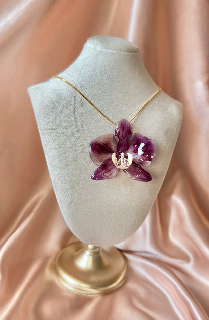 *REAL FLOWER Large Dark Purple Orchid Necklace Preserved Flower in Resin Pendant Orchid on Chain Botanical Floral Necklace