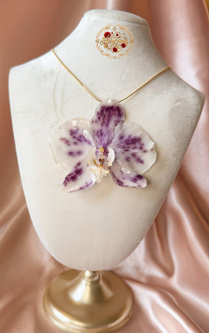 *REAL FLOWER Orchid Necklace 16” Long Preserved 3D Flower in Resin Floral Pendant White Purple Spotted Orchid on Chain Hypoallergenic