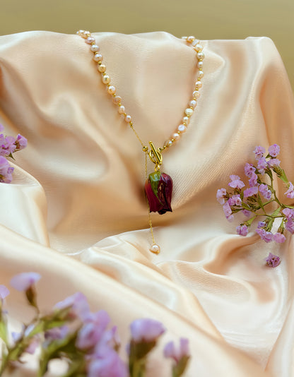 *REAL FLOWER Red Rose Necklace Preserved Flower in Resin Pink Freshwater Cultured Pearls Front Round Closure Hypoallergenic