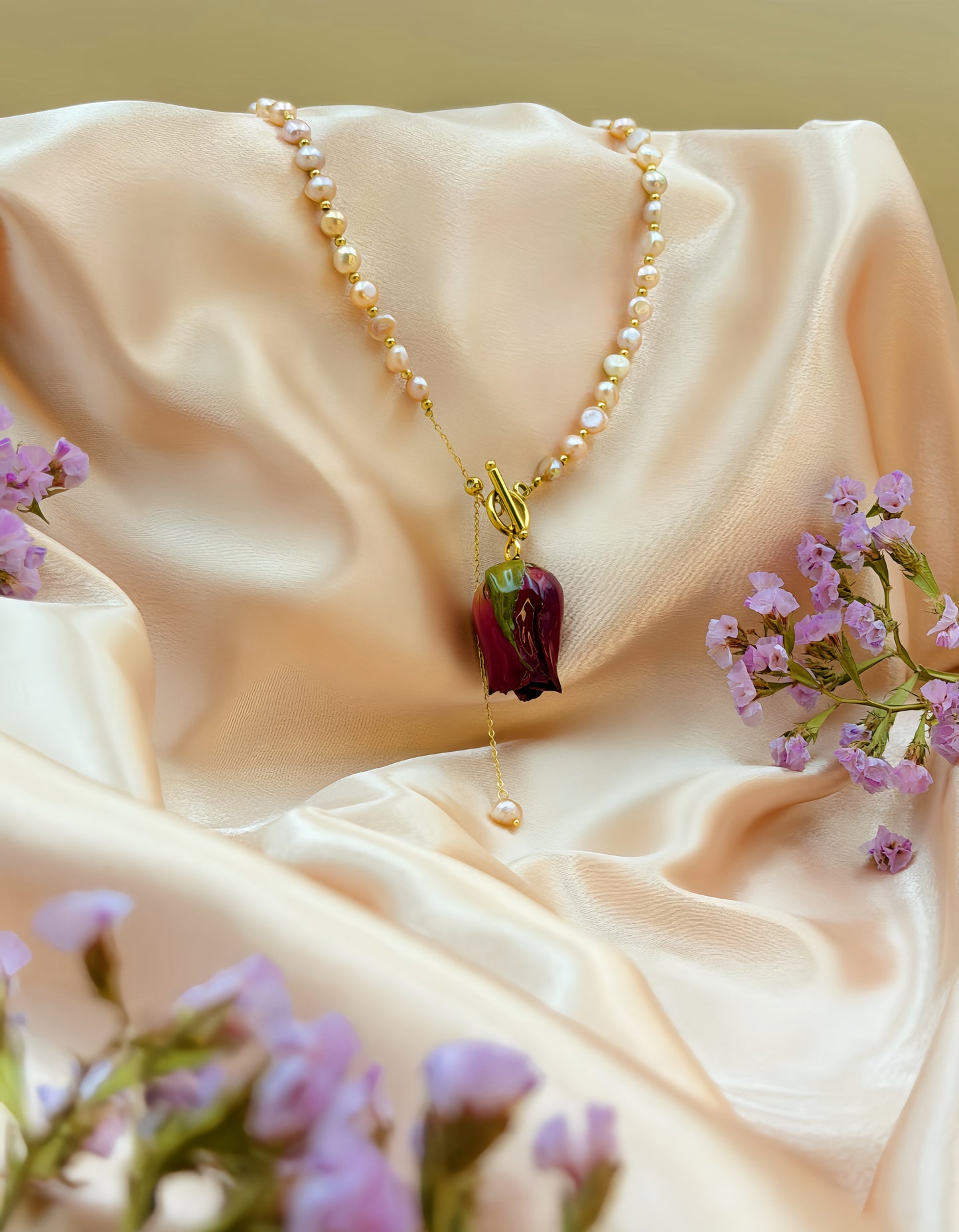*REAL FLOWER Red Rose Necklace Preserved Flower in Resin Pink Freshwater Cultured Pearls Front Round Closure Hypoallergenic